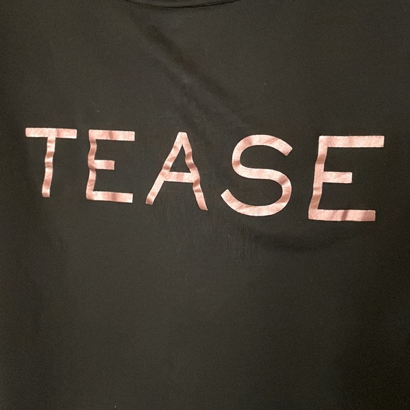 VICTORIA’S SECRET “TEASE” BLACK LONG SLEEVE TEE - Picture 3 of 5